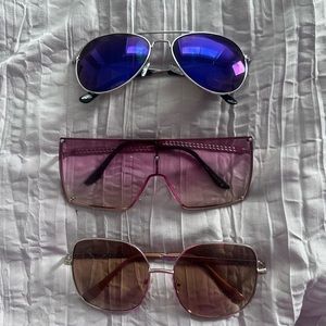 3 pairs of sunglasses for 1 price